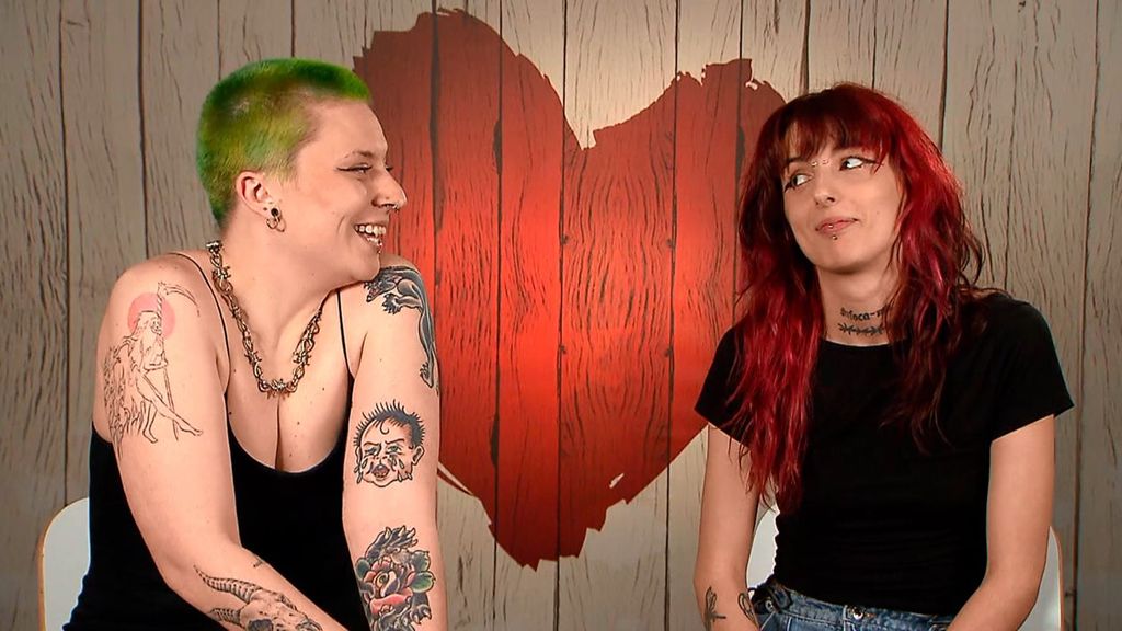 Ainhoa y Kris durante su cita en 'First Dates'