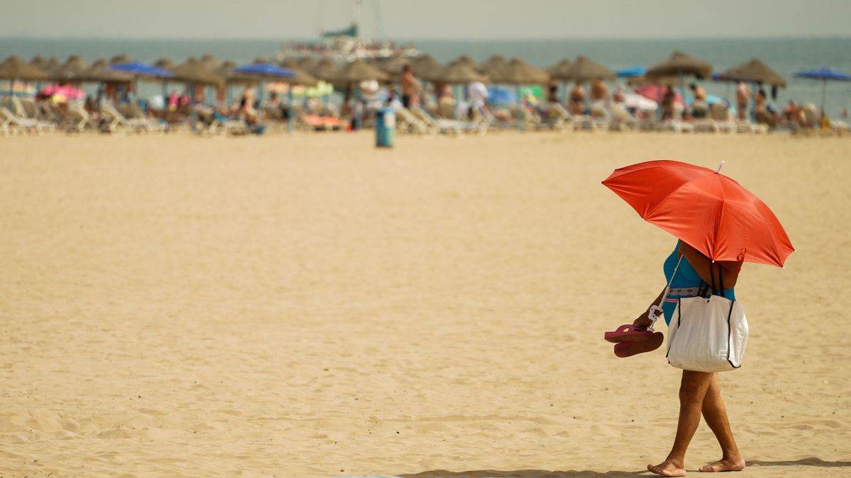 Bañistas en una playa