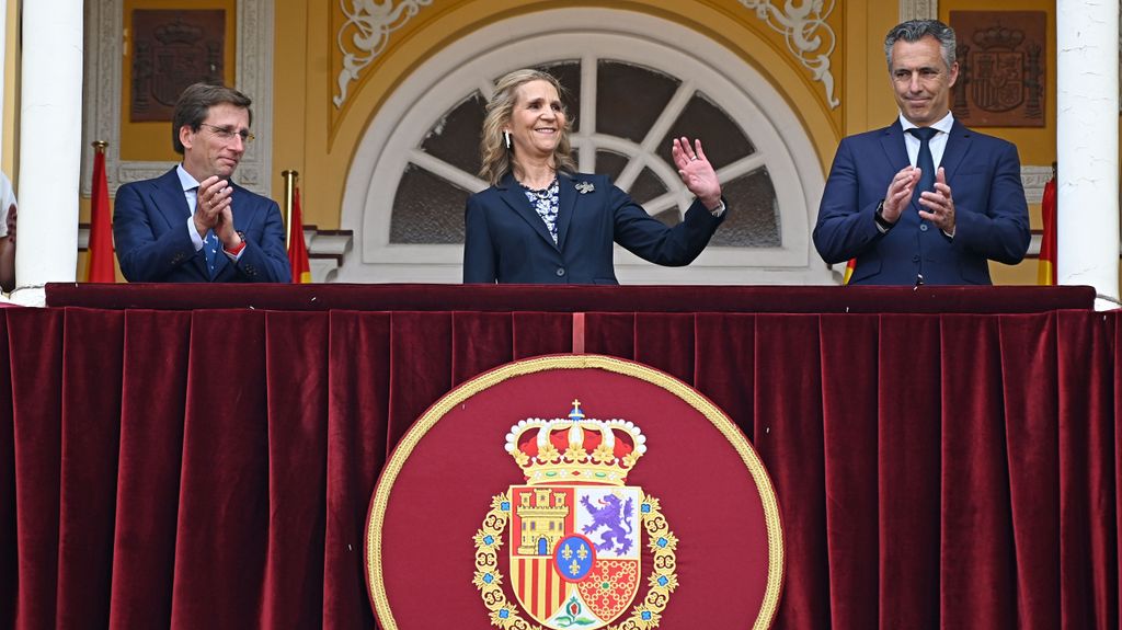 Almeida y la infanta Elena, este pasado 9 de junio, en Las Ventas.