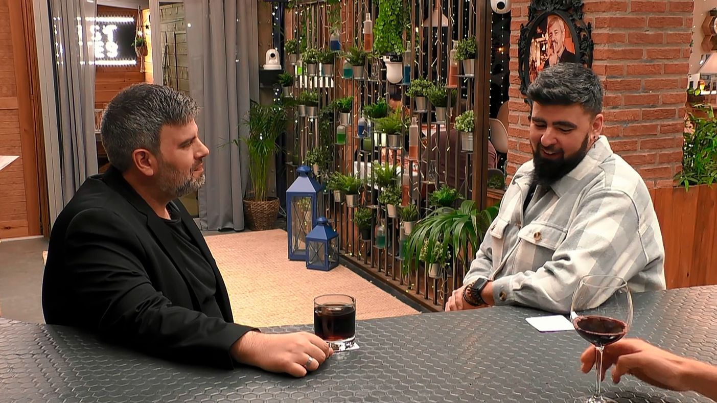 Joan y Javier durante su cita en 'First Dates'