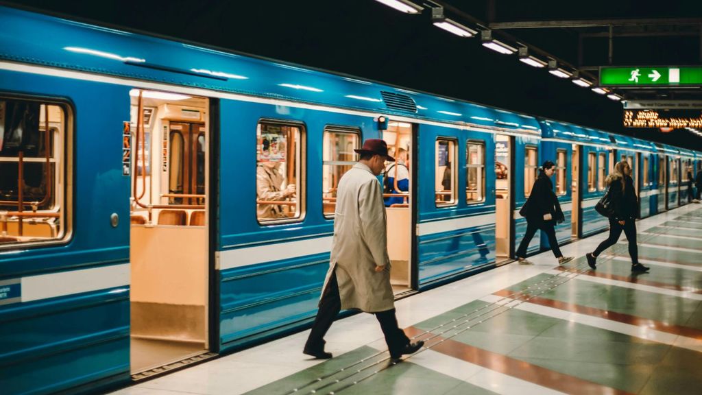 Pasajeros en el metro