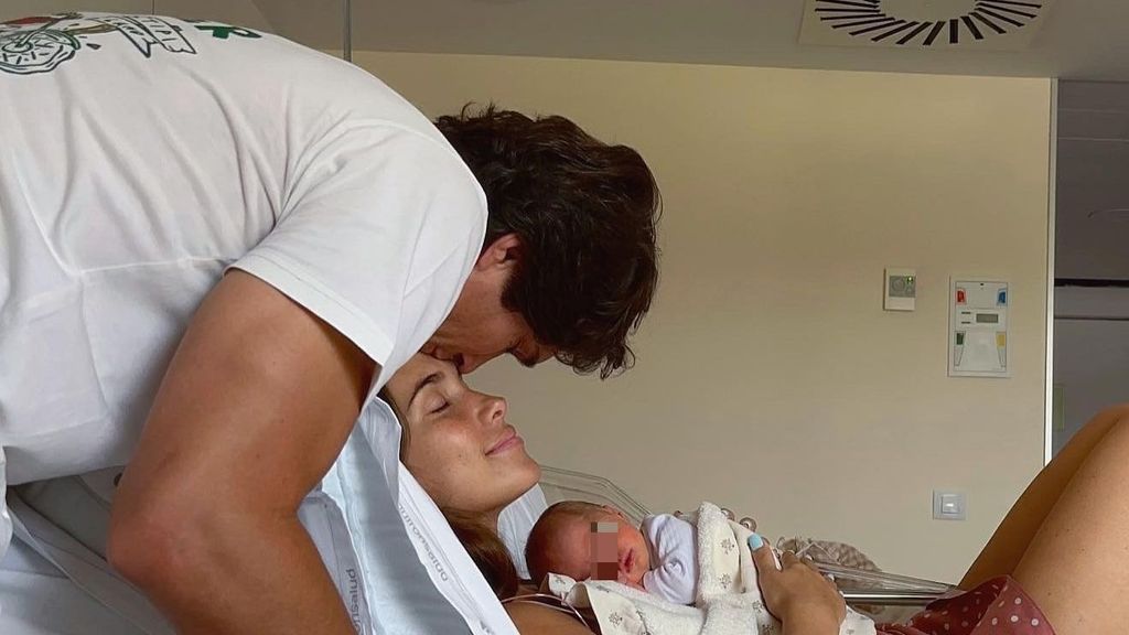 Así ha crecido Vega, la hija pequeña de María Pombo y Pablo Castellano (Imagen Instagram: @mariapombo)