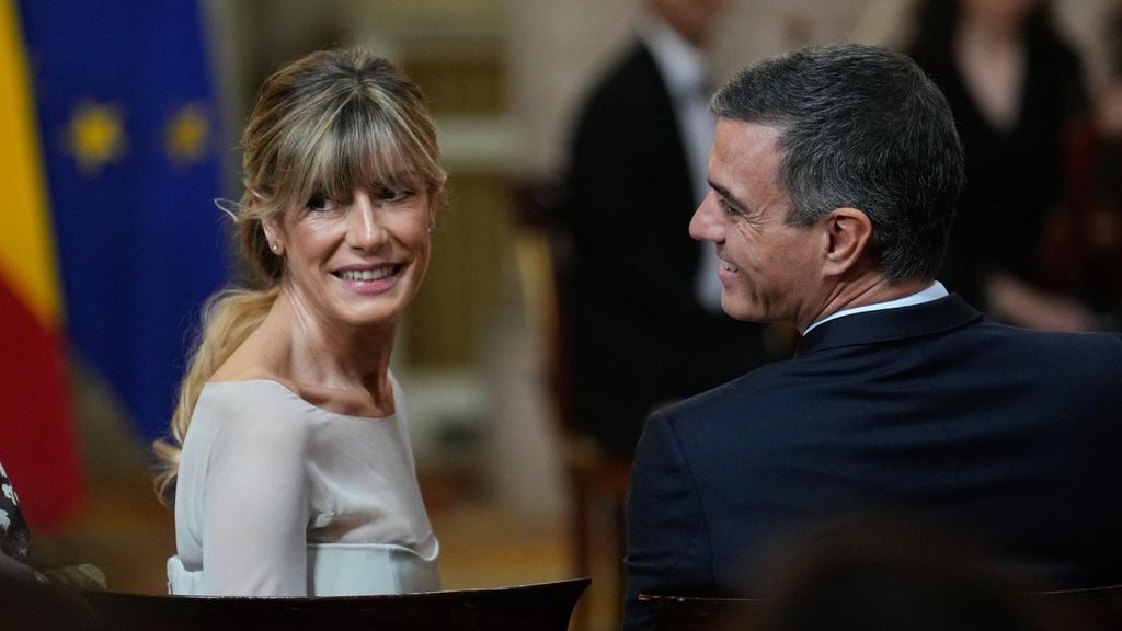 Begoña Gómez acompaña a su esposo, el presidente Pedro Sánchez, a los actos en el Palacio Real