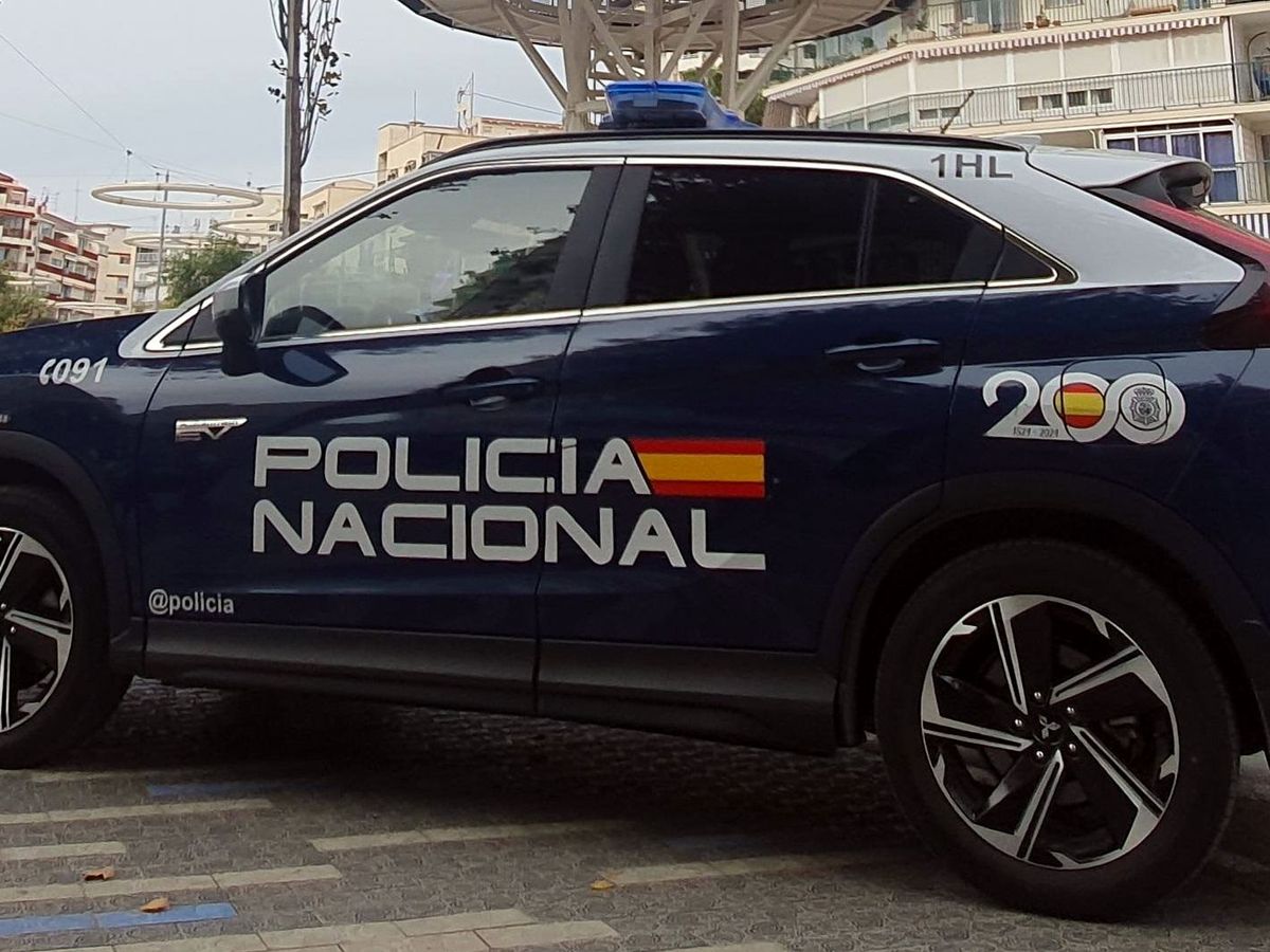 Graba con una micro cámara encuentros sexuales con mujeres en Benidorm