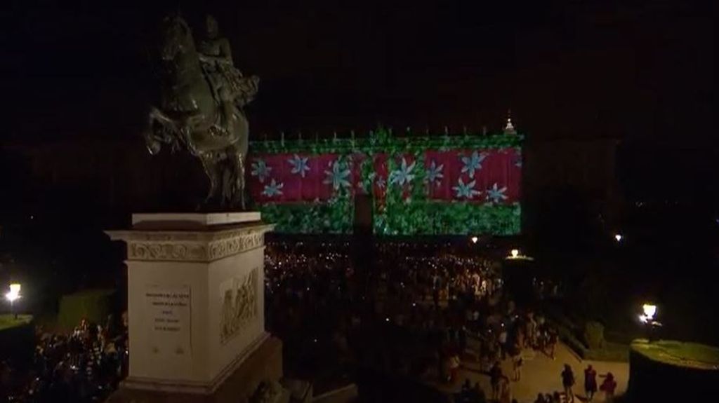 Videomapping proyectado sobre la fachada del Palacio Real con narración