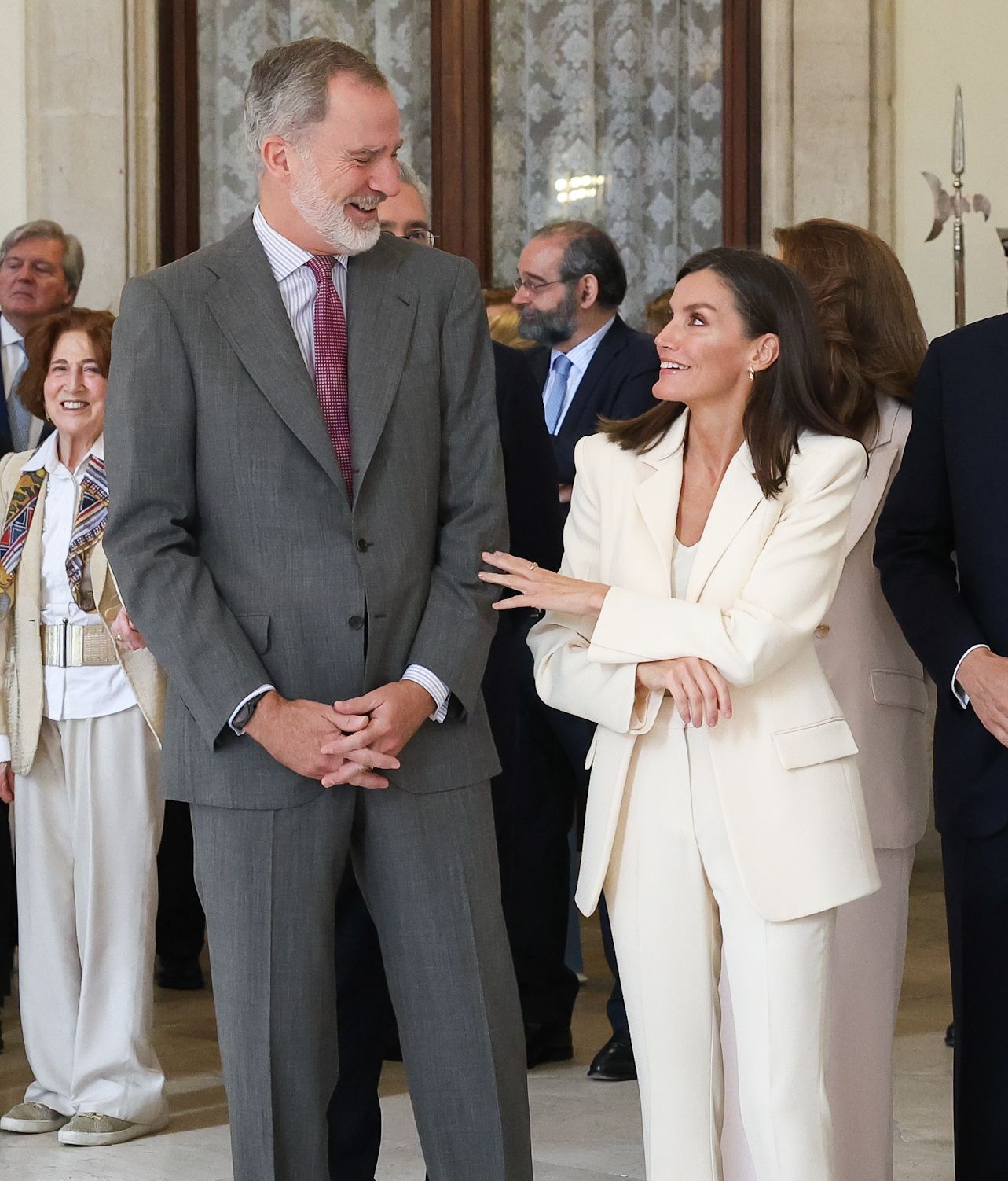 Los reyes, cómplices en la inauguración de la exposición, este 20 de junio.