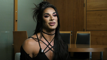 Carmen Farala: así es Dani, el joven que vive bajo las pelucas y el