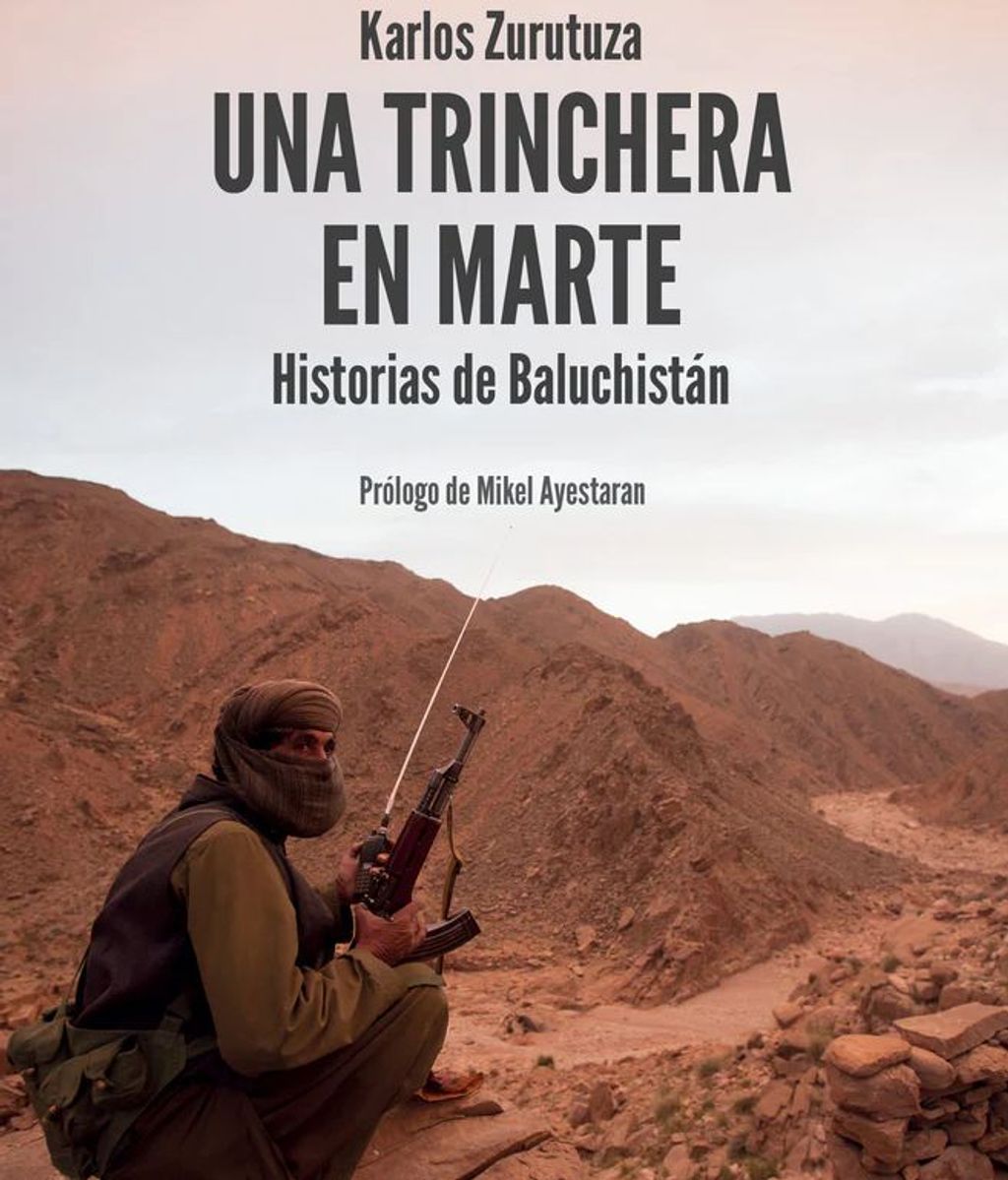 Portada del libro 'Una trinchera en Marte', de Karlos Zurutuza