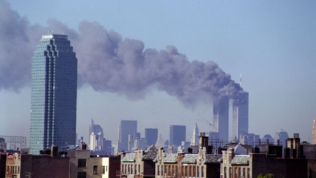 Sept. 11, 2001 - New York, New York, U.S. - The view of the World Trade Center Attack from Astoria Queens, New York..(Credit Image: © Fernando Salas/ZUMAPRESS.com)