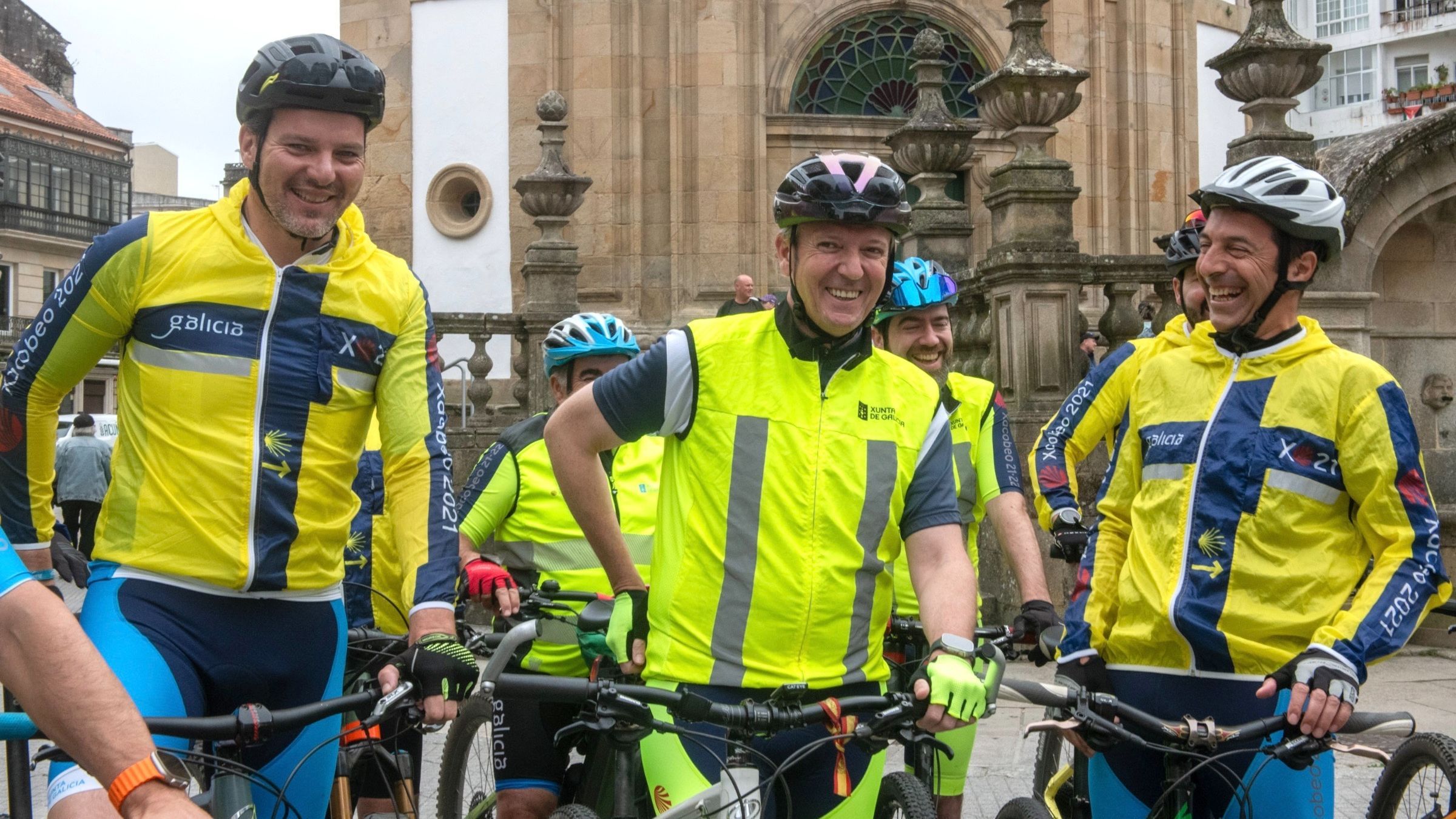 Alfonso Rueda y miembros de su equipo de gobierno