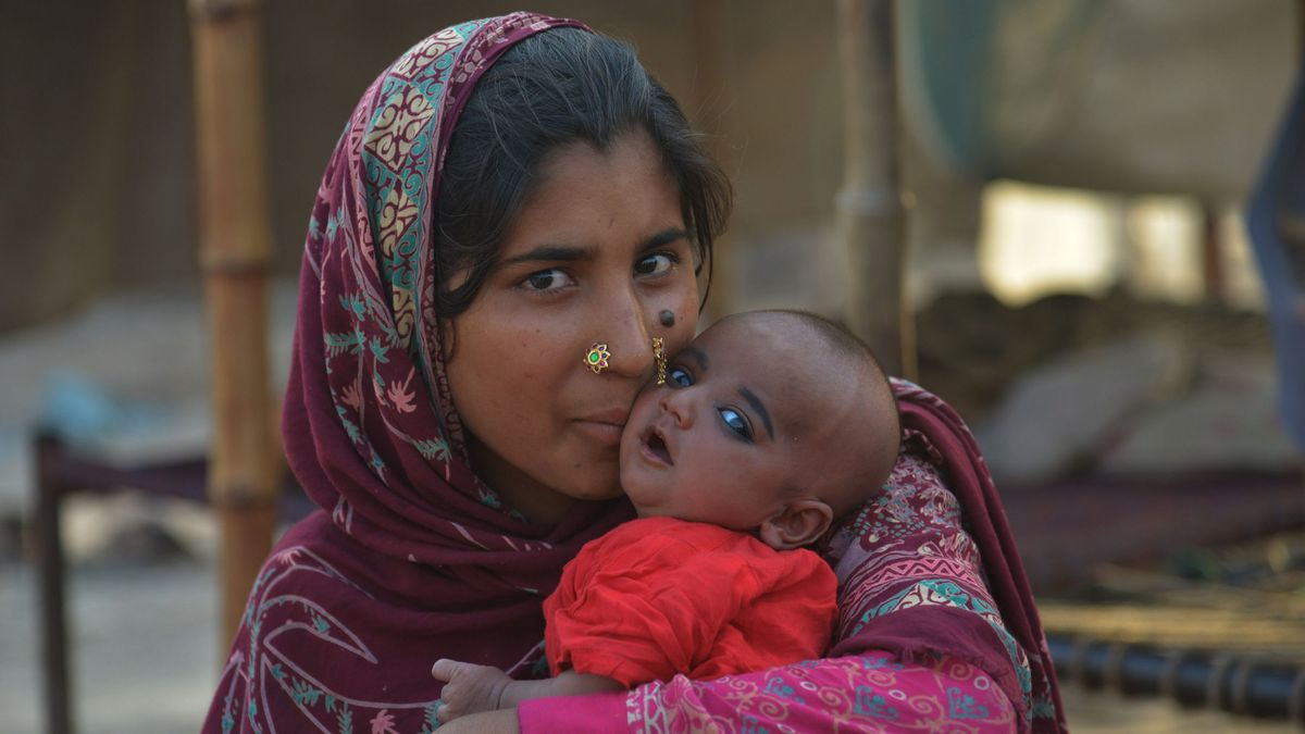 Una fatua religiosa obliga a cerrar el primer banco de leche materna de Pakistán