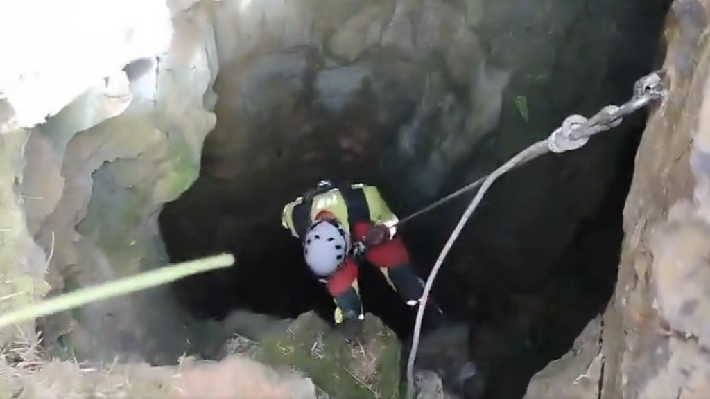 Activan un operativo para localizar a dos jóvenes que entraron este sábado a una cueva cántabra