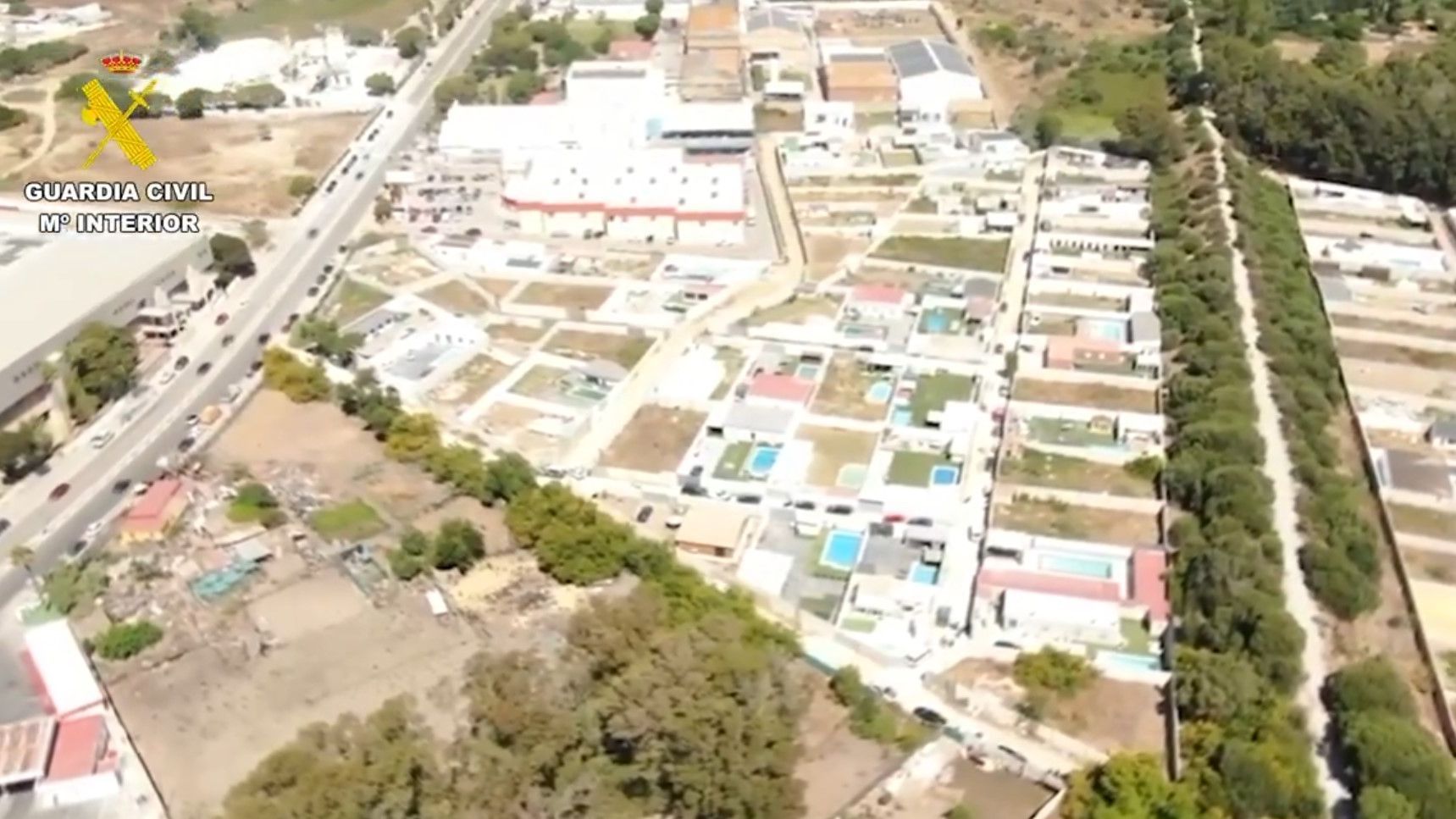 Macrourbanización ilegal paralizada en La Línea, Cádiz