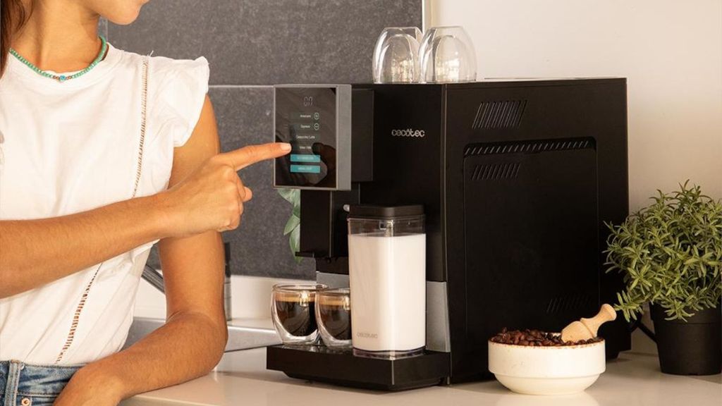 La cafetera superautomática de Cecotec perfecta para amantes del buen café, por menos de 300€