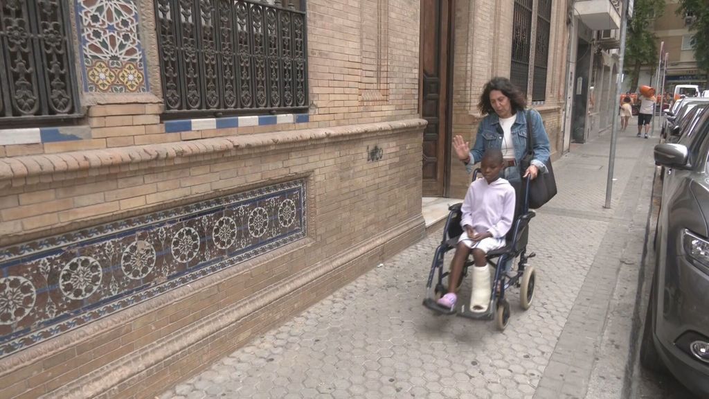 La historia de María, una niña ugandesa operada en Sevilla de una malformación congénita