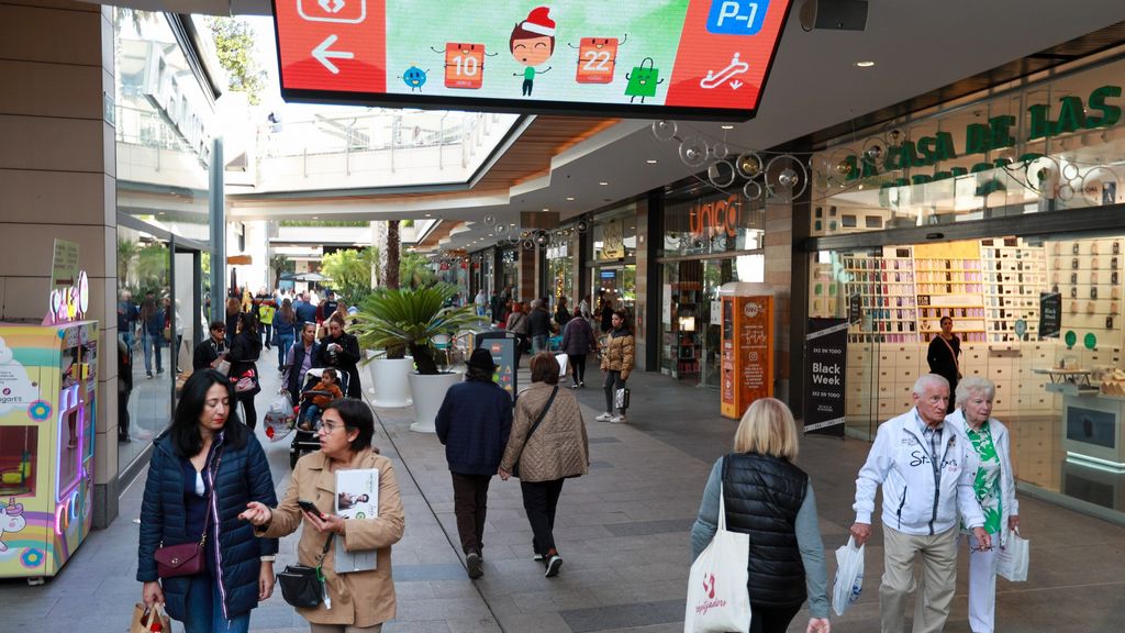 Cada ciudadano en España dispone de 6.017 euros al año para gastar en tiendas