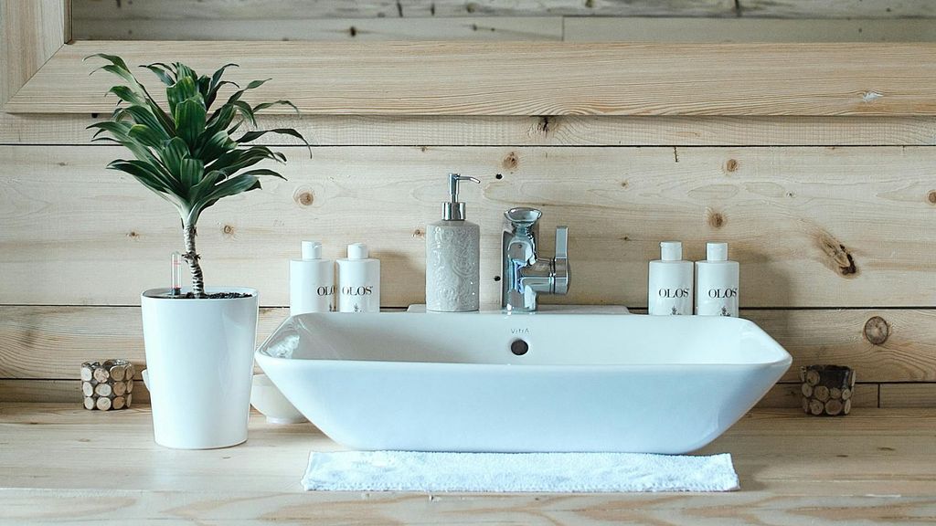 Decora tu baño con un estilo moderno