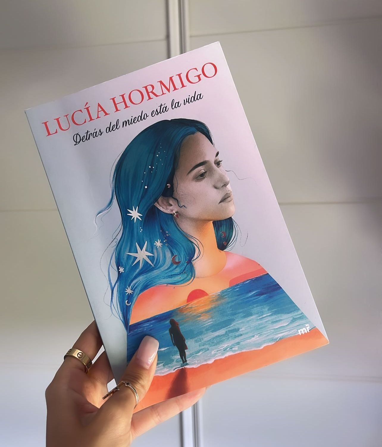 La lectura de Alejandra Rubio que trata temas como el miedo y los sentimientos encontrados