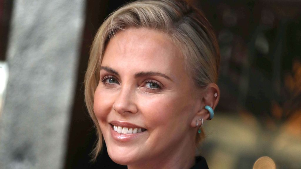 Charlize Theron es uno de los mejores ejemplos de una mujer con pelo fino y bonito