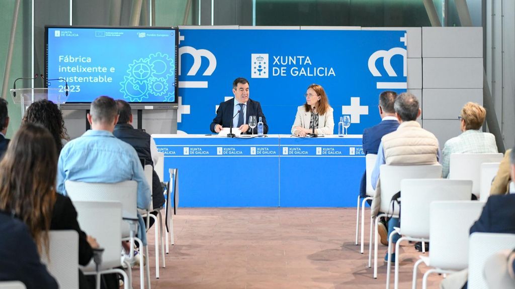 El conselleiro de Innovación, Román Rodríguez, durante la presentación del programa 'Fábrica Intelixente e Sustentable'