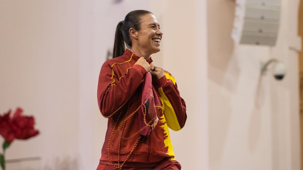 Támara Echegoyen durante la presentación de la equipación oficial de España para los Juegos Olímpicos de París 2024