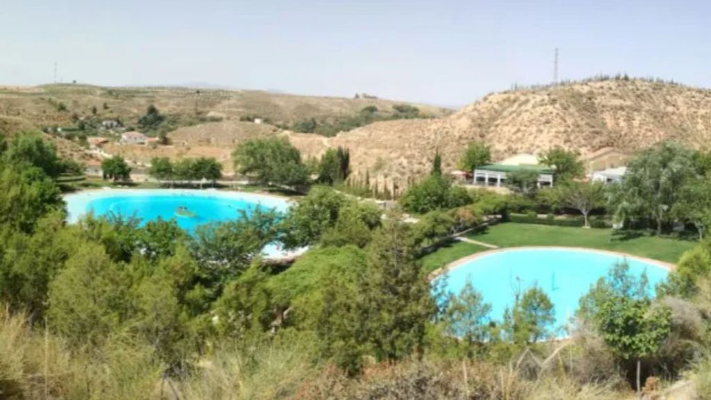 Fallece un hombre con discapacidad en una piscina municipal de Cúllar