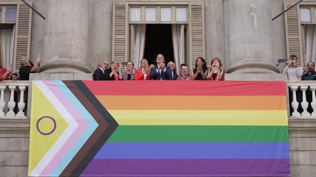 Barcelona elaborará una ordenanza "pionera" contra la discriminación