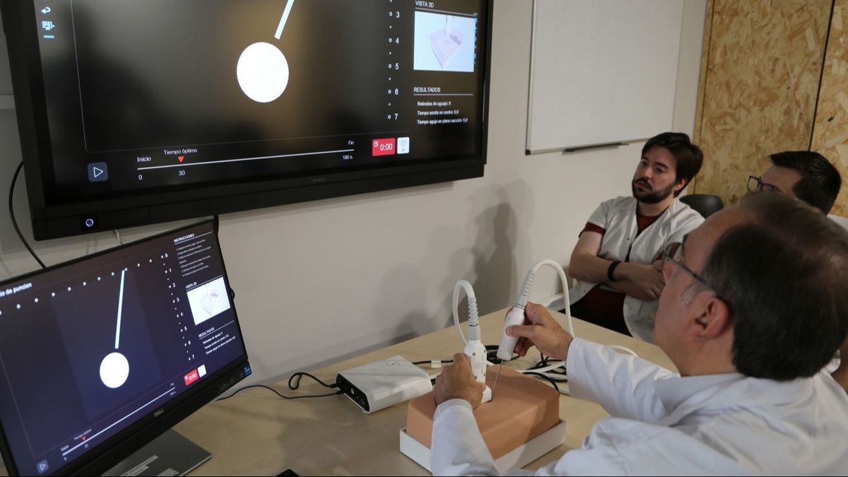 Crean un simulador para que médicos en formación aprendan a realizar punciones guiadas por ecografía