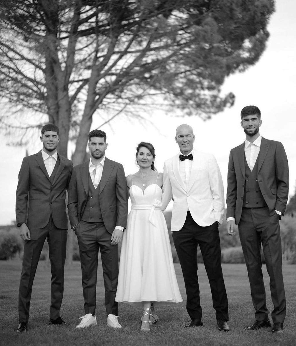Zidane, Véronique, Elyaz, Luca y Theo.