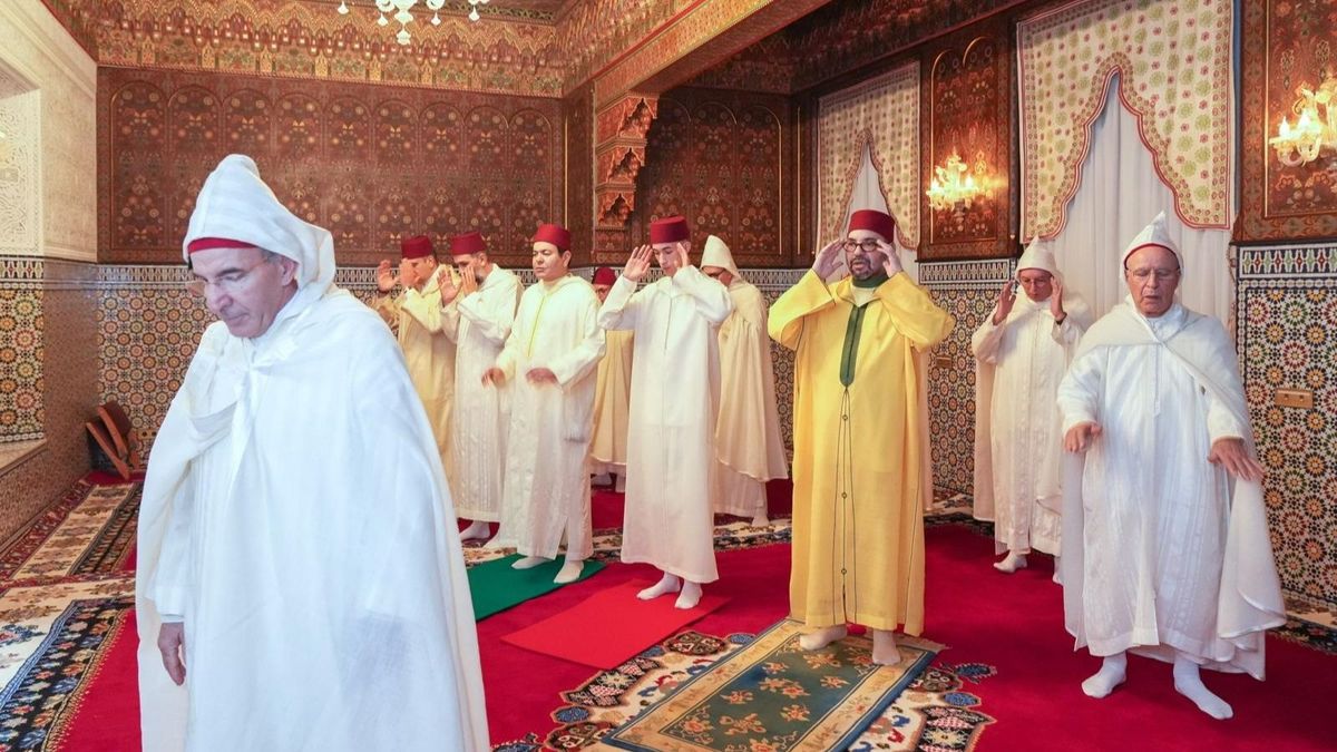 El rey de Marruecos, Mohamed VI, en un acto por el Eid al Fitr