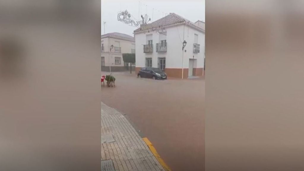 Las lluvias torrenciales y las inundaciones, las protagonistas del inicio de las vacaciones de millones de españoles