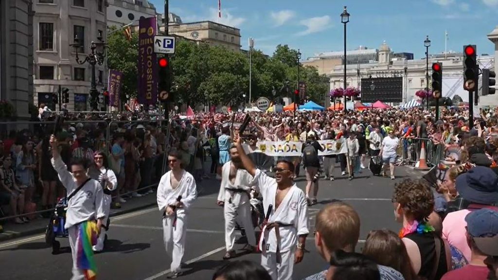 Londres celebra el Orgullo LGTBIQ+: más de 32.000 participantes de 600 grupos promueven la igualdad y la diversidad