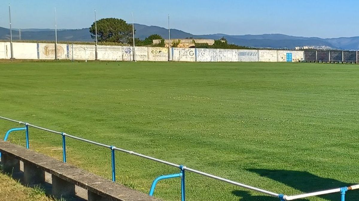 Campo de fútbol As Valgas en Barreiros, Lugo