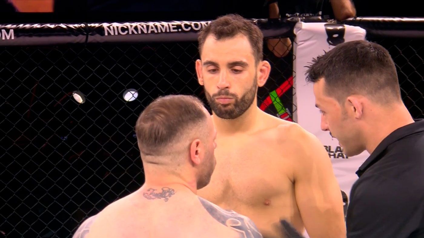 Ver online completo combate Adrián Gálvez vs Toni Castellano - WAR MMA