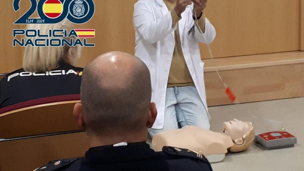 Formación de policías en reanimación cardiorrespiratoria