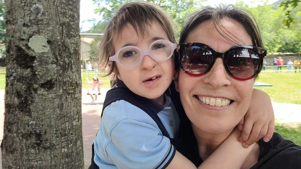 La historia de Carmen y su hija Carmela con el síndrome de Rubinstein-Taybi
