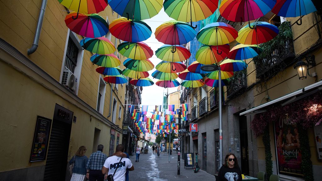 Cortes de tráfico y prohibición de aparcar en las fiestas del Orgullo de Madrid 2024: zonas y fechas