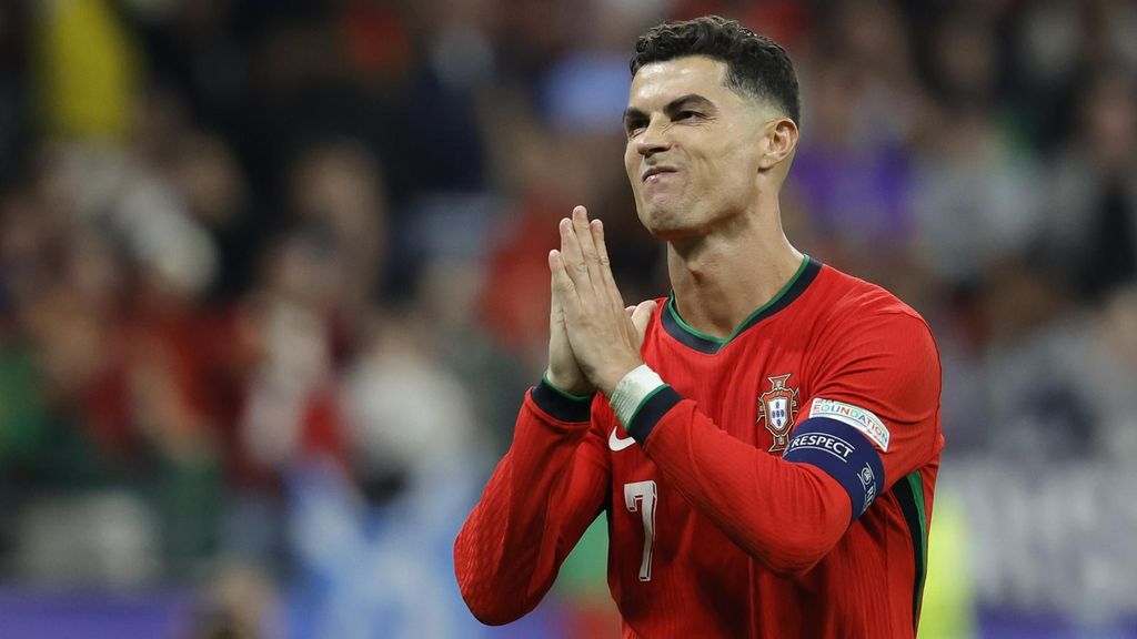 Cristiano Ronaldo pide perdón por haber fallado un penalti en la prórroga ante Eslovenia