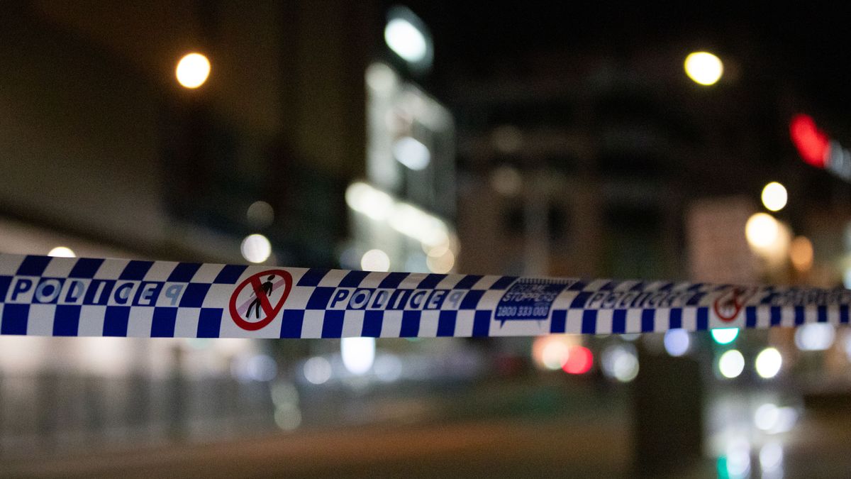 Un niño de 14 años es detenido presuntamente por apuñalar a un joven en Sídney, Australia