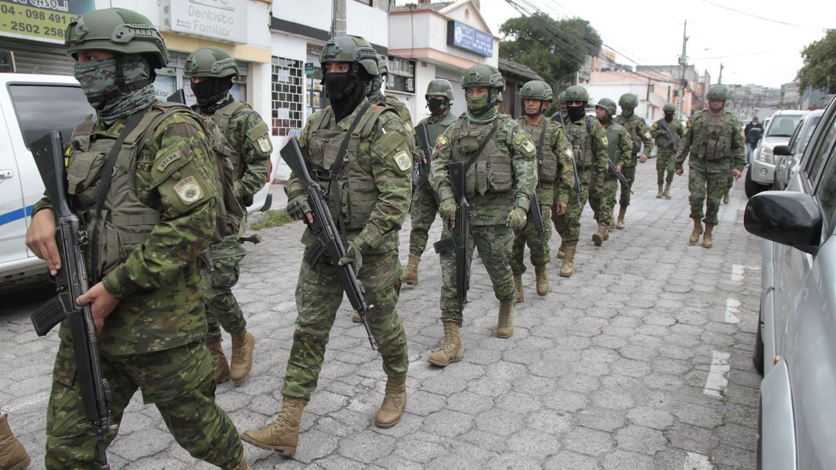 Ecuador decreta un nuevo estado de excepción en siete zonas por la oleada de violencia de grupos criminales