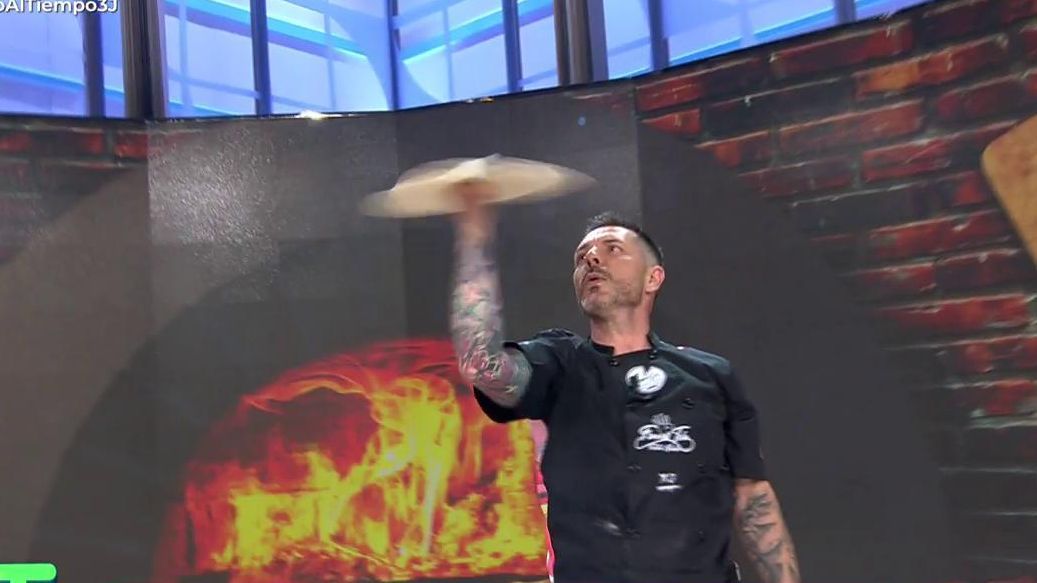 Francis Tolu, el acróbata español de las pizzas, en 'Tiempo al tiempo'