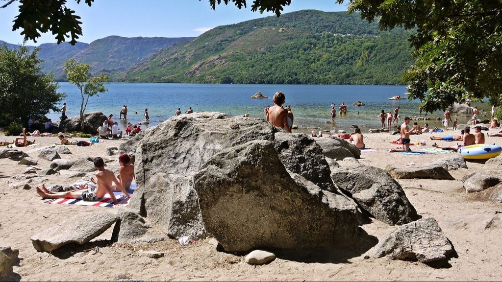 En el Lago de Sanabria hay algunas de las mejores playas fluviales de España