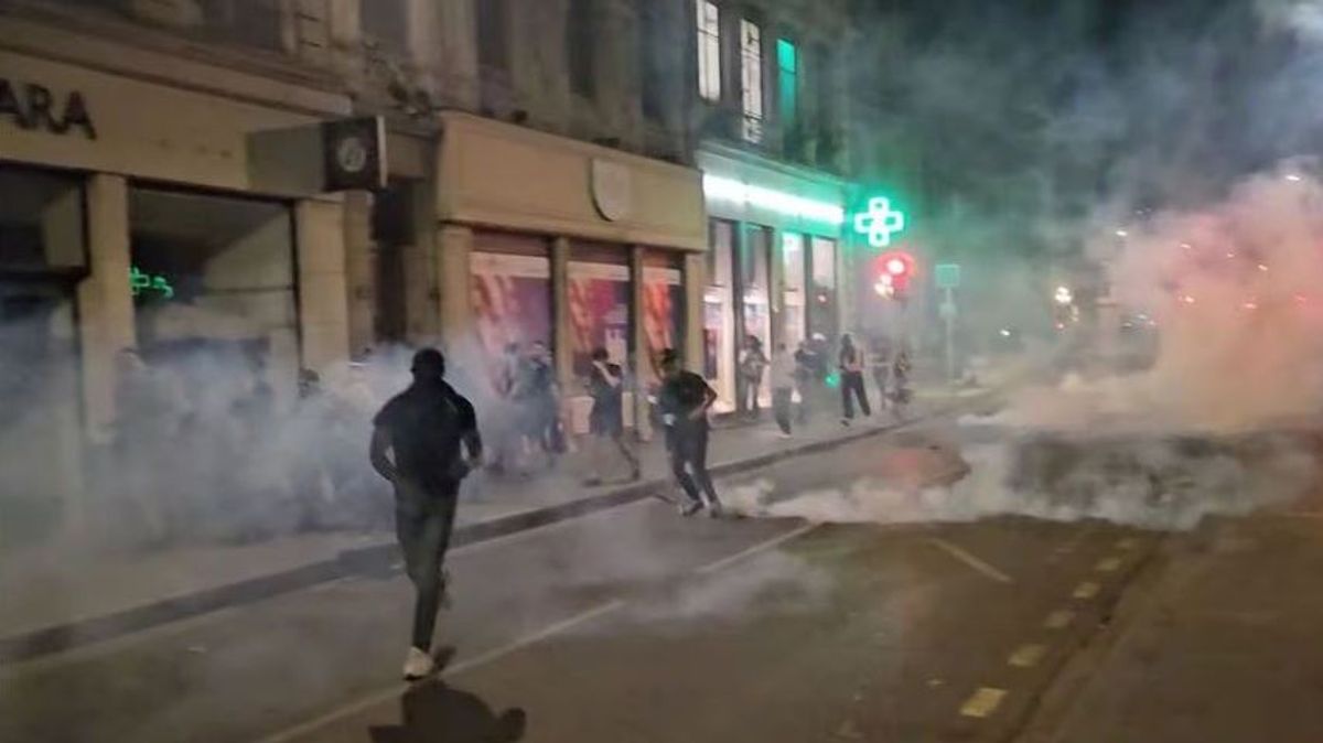 Varias manifestaciones en diferentes ciudades de Francia caldean el ambiente electoral