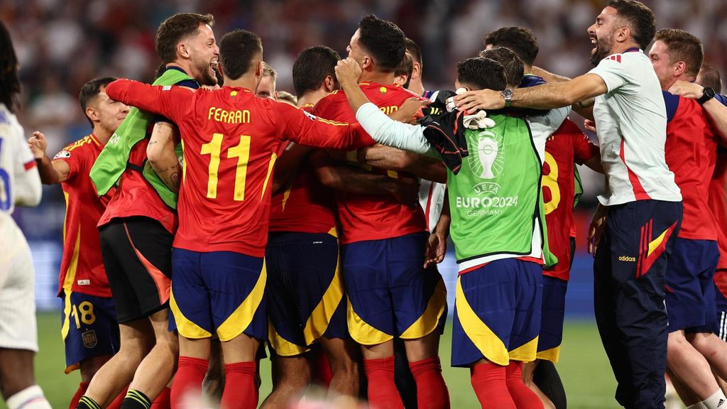 España gana a Francia 2-1 y jugará su quinta final de Eurocopa