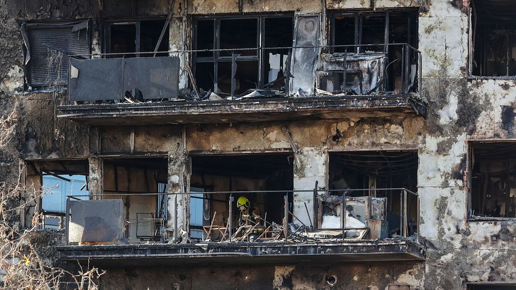 Los peritos designados por las aseguradoras accederán para examinar el arrancador del compresor del frigorífico donde se originó el incendio