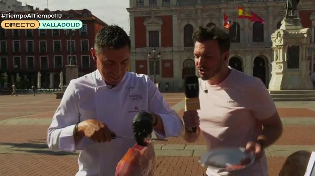 El cortador de jamón más rápido del mundo bate su propio récord en directo