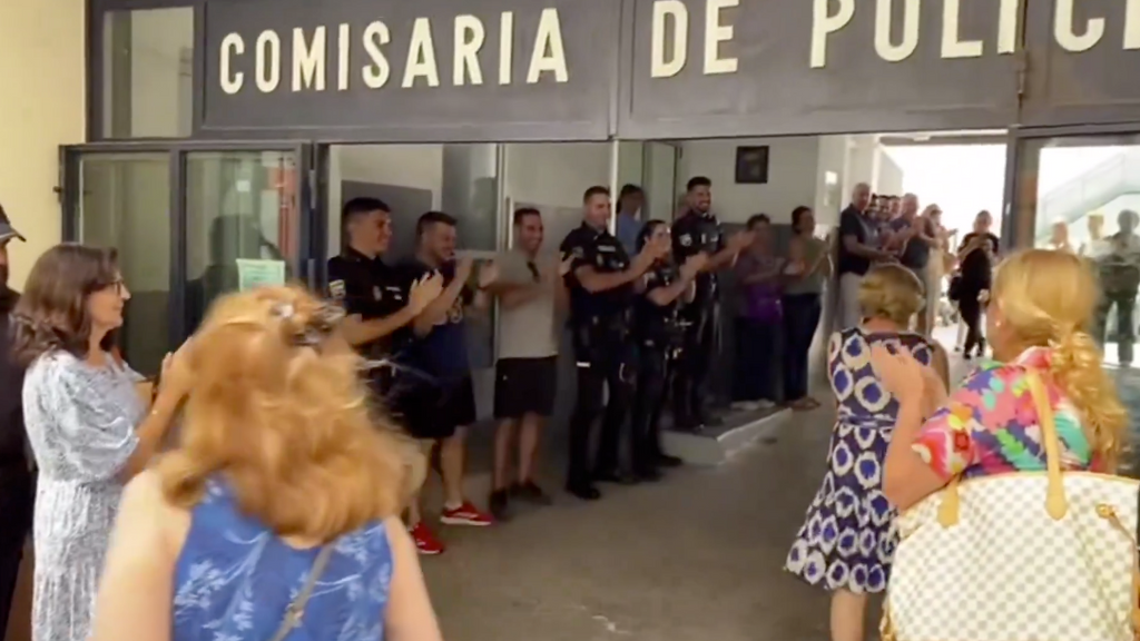 Así han despedido a Odilinda de la Comisaría de Alicante tras 30 años