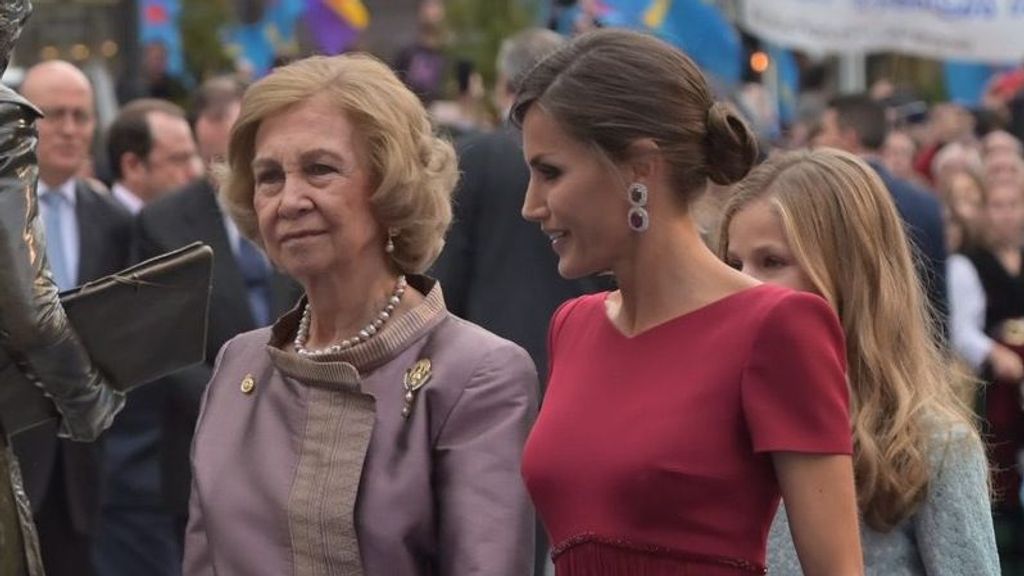 La emérita Sofía y la reina Letizia en una imagen de archivo.