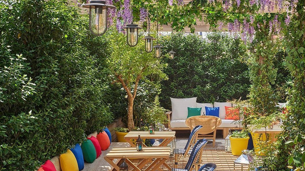 Terraza del restaurante Oroya