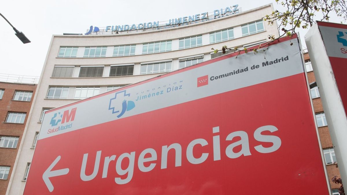 Cartel indicativo de Urgencias del Hospital Universitario Fundación Jiménez Díaz, líder del ranking